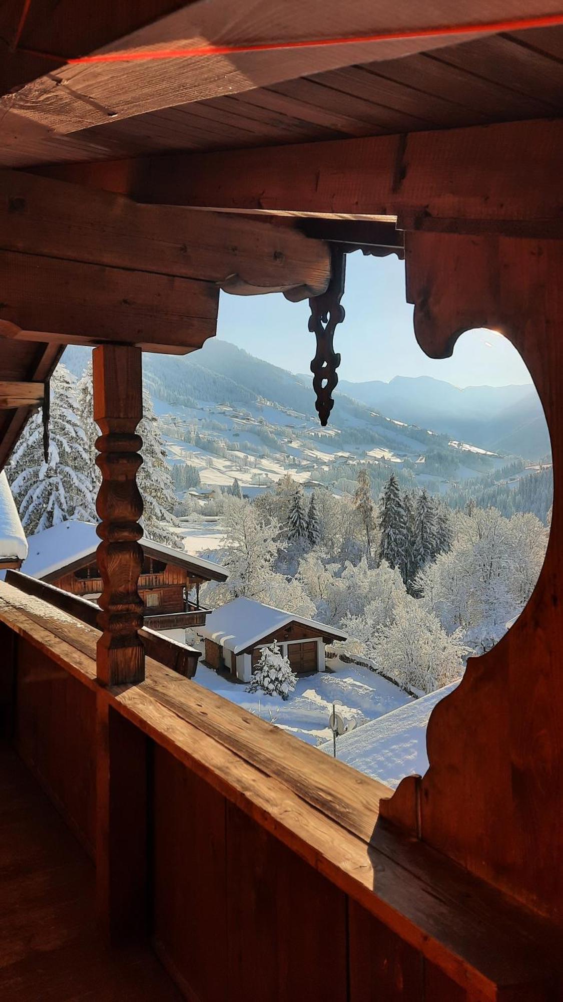 Haus Gmahblick Ferienwonungen Hotel Alpbach Exterior photo