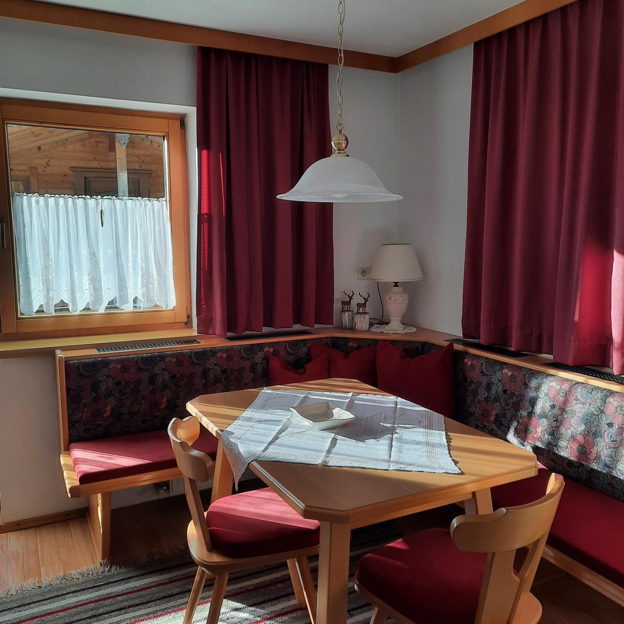 Haus Gmahblick Ferienwonungen Hotel Alpbach Exterior photo