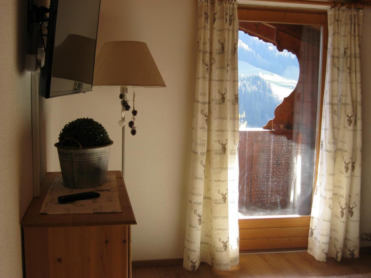 Haus Gmahblick Ferienwonungen Hotel Alpbach Exterior photo